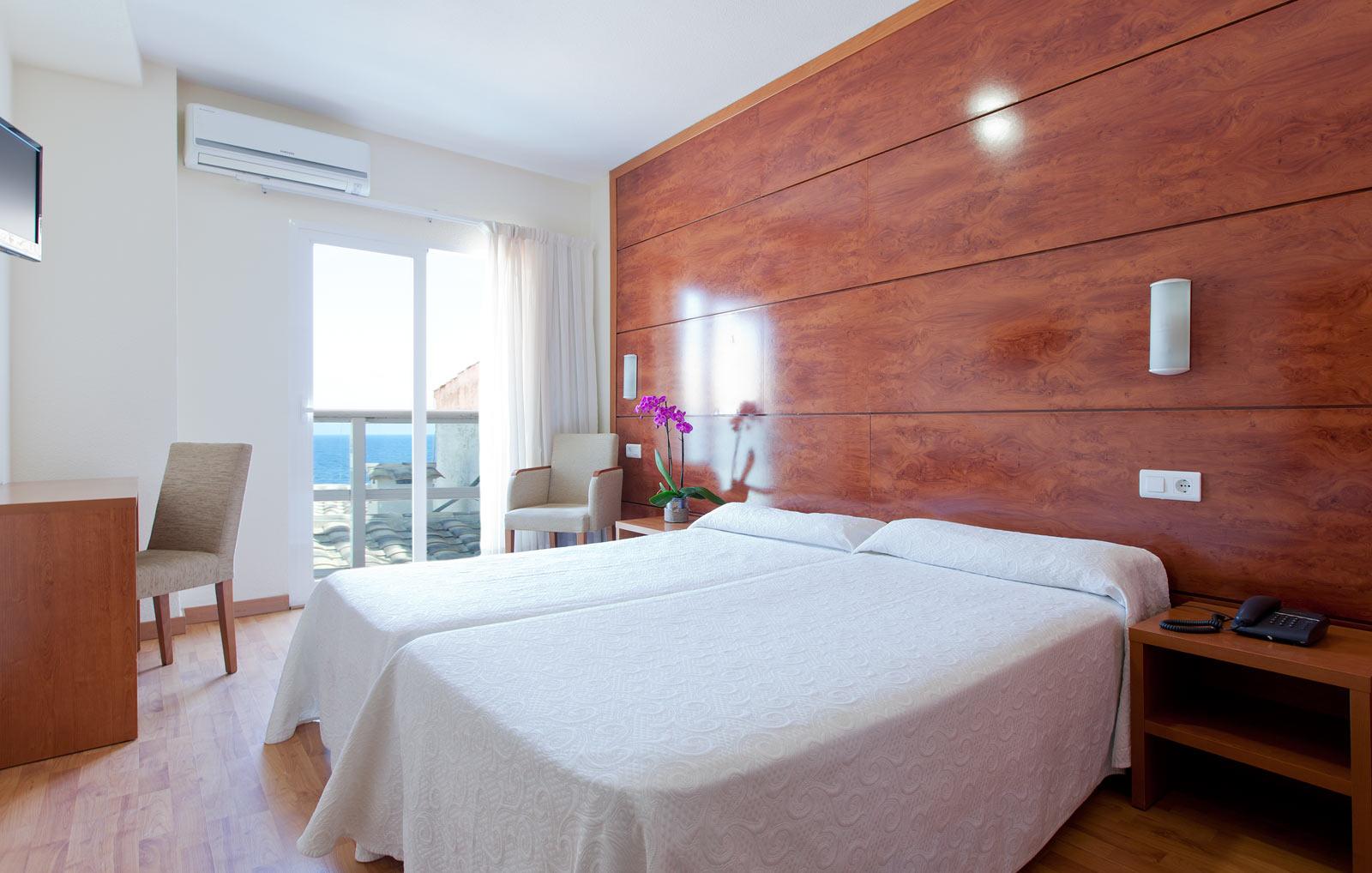 Hotel Centro Mar ベニドルム エクステリア 写真